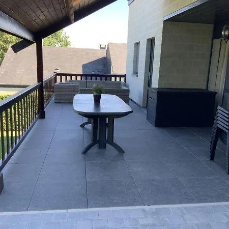 Contemporary In With Private Garden